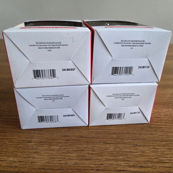 Hallmark NIB SET OF 4 Harry Potter Ornaments Map Trolley Crest Books - Picture 6 of 6